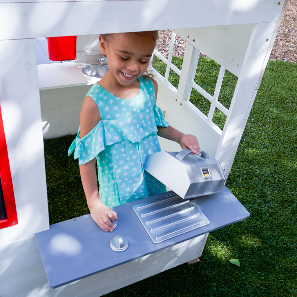 KidKraft Wooden Playhouse – Outdoor Garden Playhouse for Children, Kids Playhouse with Picnic Table & Accessories, Large 158cm Tall